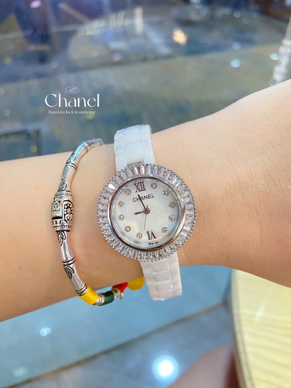 ブランド時計角部分ディテール